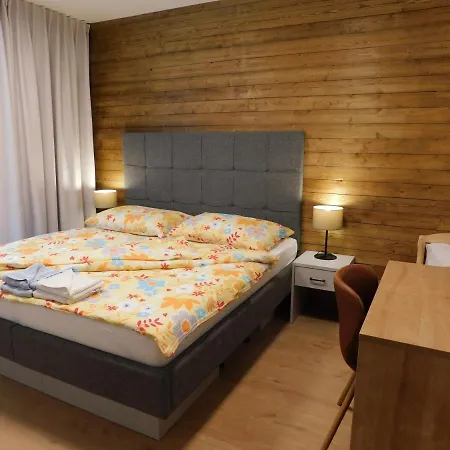 Tatranská štrba 4*